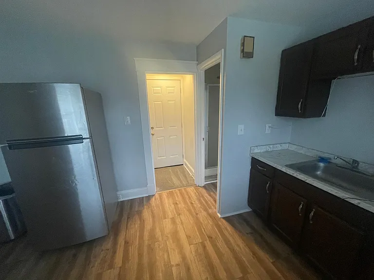 809 Edmondson Ave #C — Photo 3