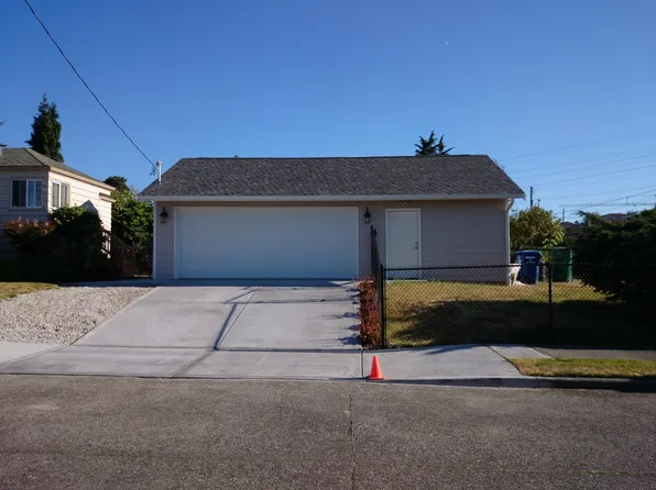1404 S Ferdinand St, Seattle, WA 98108