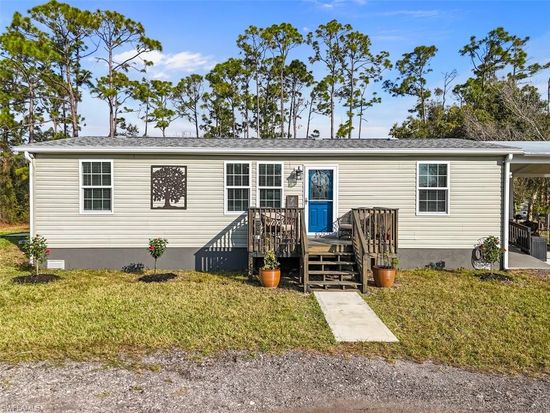 6885 Rich RD, North Fort Myers, FL 33917