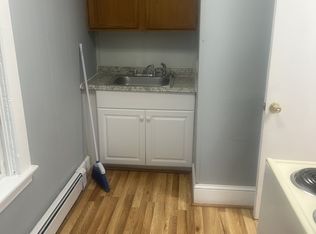 7 Willow St #4A, Gardner, MA 01440