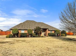 329 Cimarron Meadows Dr, Waxahachie, TX 75167