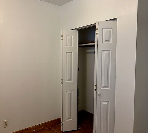 5th image of 3147 Ellwood Ave APT B