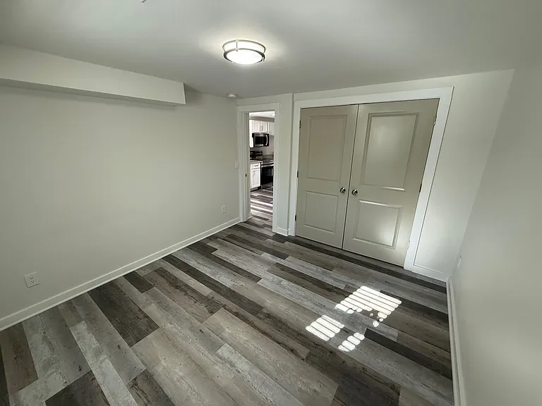 2353 Larchwood Rd SW #B — Photo 11