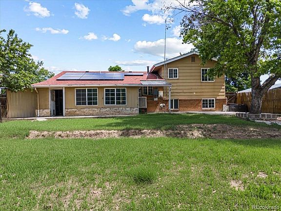 3rd image of 1364 Nueva Vista Drive