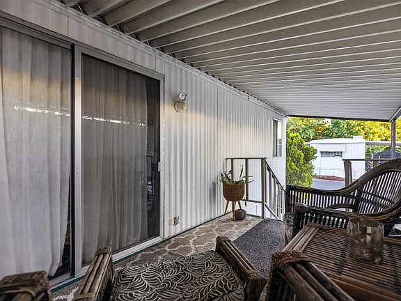 5th image of 4197 Oakridge St #140