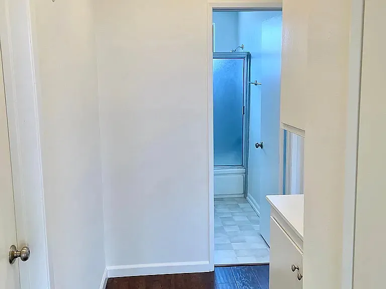 1337 N Gardner St #6 — Photo 13