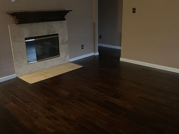 3rd image of 337 Tioga Dr