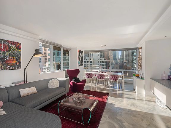 3rd image of 303 E 49th St #16