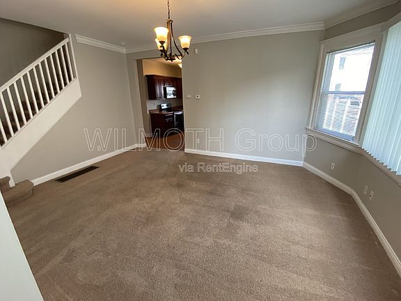 3rd image of 2458 N College Ave