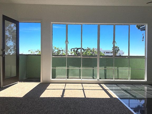 2nd image of 1937 Grace Ave APT 5