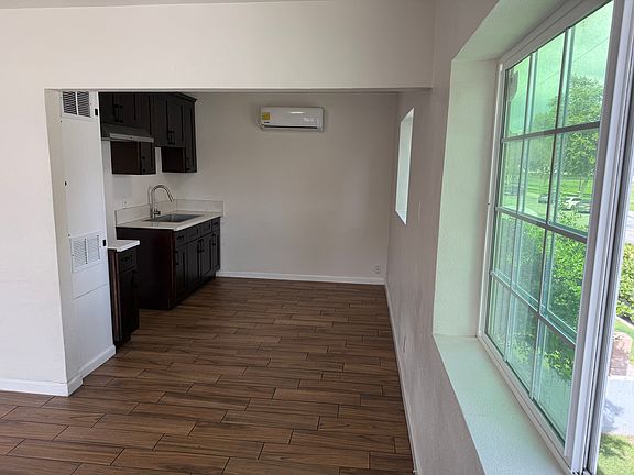 5th image of 7107 Perry Rd #Cc