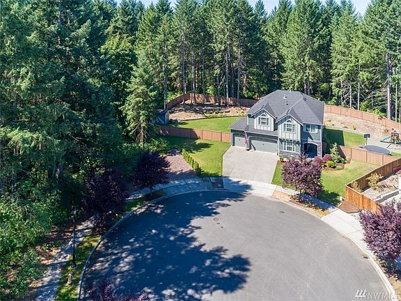 3rd image of 3845 Lanier Ct SE