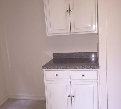 4th image of 812 W 181st St APT 43
