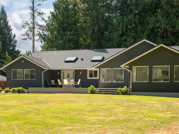 967 Woodpecker Pl, Nanaimo, BC V9P 1T1