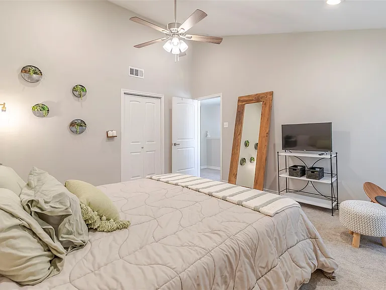 6915 Ten Oaks Cir — Photo 19