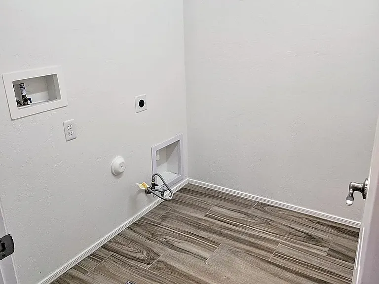 707 W Calle Capotasto — Photo 16