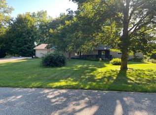 7051 Long Lake Rd, Reading, MI 49274