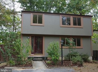 2307 Whitetail Ct, Reston, VA 20191