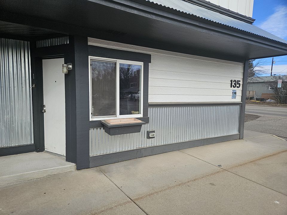 1st image of 135 E 2nd St