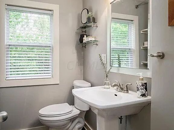 5th image of 264 Clinton St #266