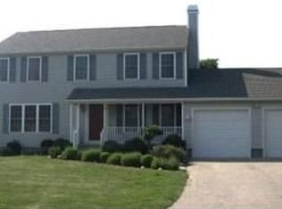 17 Cypress Ave, Narragansett, RI 02882