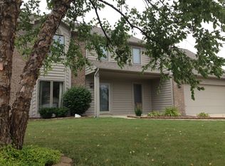 8417 Deer Brook Pl, Fort Wayne, IN 46825