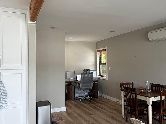 5th image of 2706 Westlake Ave N APT 13
