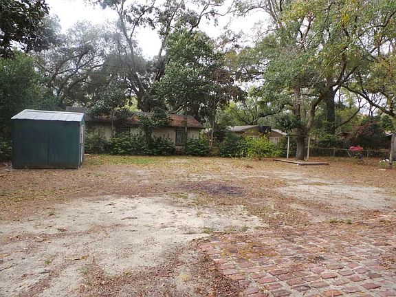 3rd image of 4505 Christy Dr