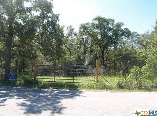 Cross Rd, Kingsbury, TX 78638