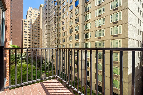 Sold by Douglas Elliman | media 12