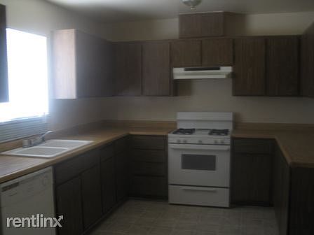 5th image of 1613 Cordoba Ln