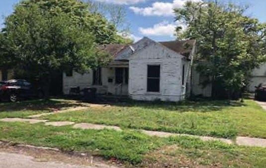 1st image of 4126 Dinn St