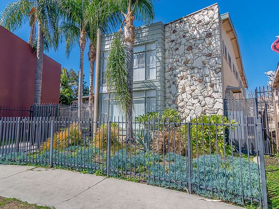 2nd image of 4142 W Palmwood Dr Unit 11