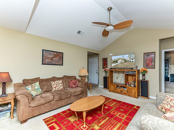 2nd image of 125 Farm Quarters Dr