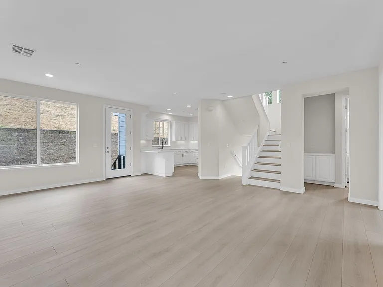 32 Rowe Ranch Dr — Photo 13