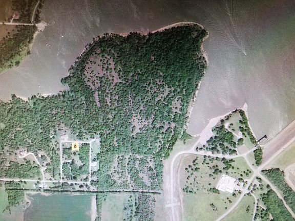 3rd image of 4619 Siesta Dr