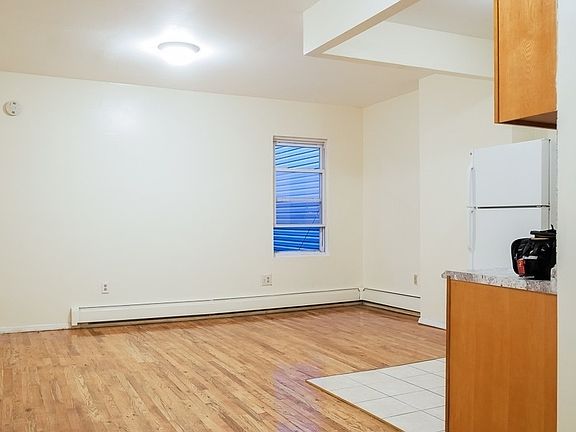 2nd image of 604 Sterling Pl #A2