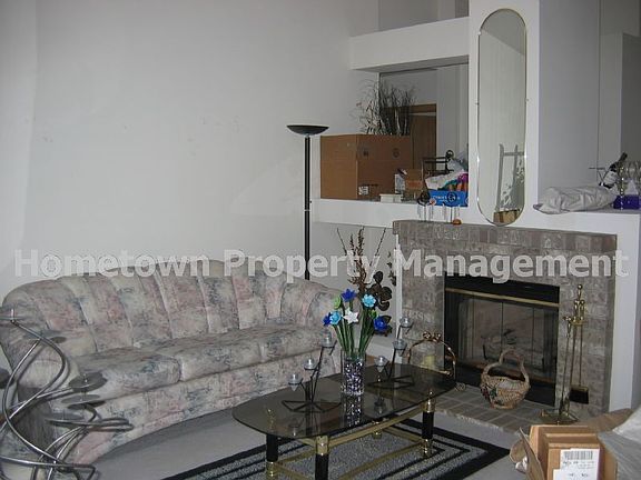 5th image of 3420 Lynn Ct NE
