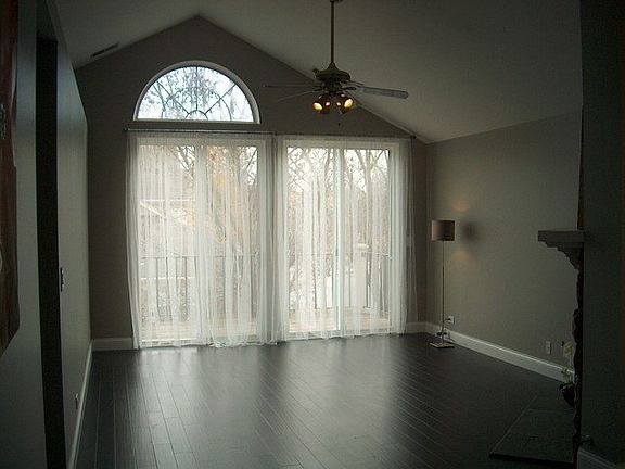 4th image of 1619 Camberley Ct Unit 3