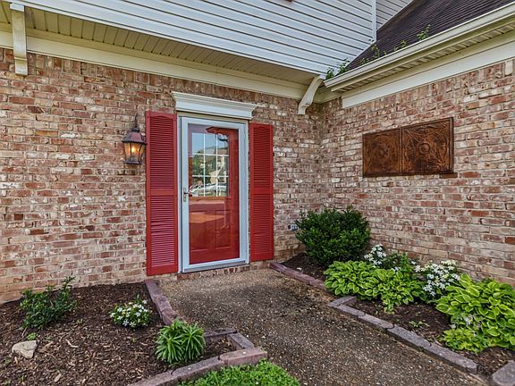4th image of 146 Stanwick Dr