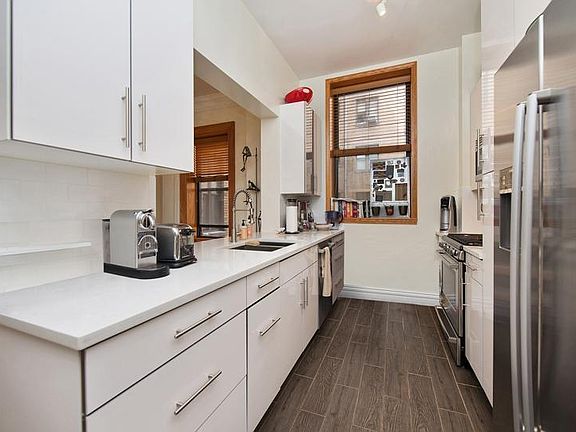 3rd image of 251 Central Park W APT 6b