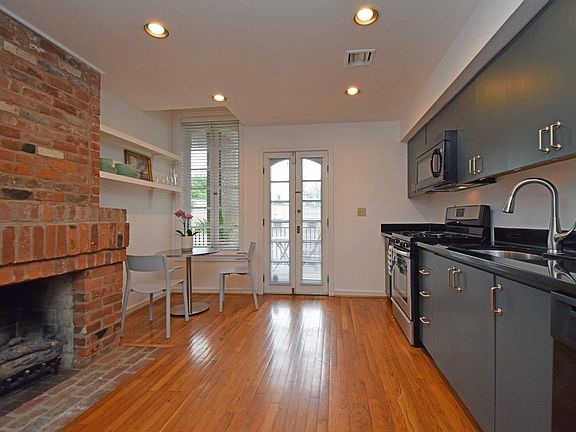 4th image of 1230 Louden St #B