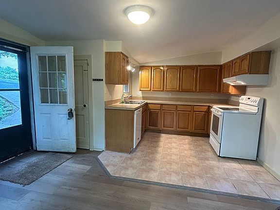 4th image of 5683 Creekview Rd