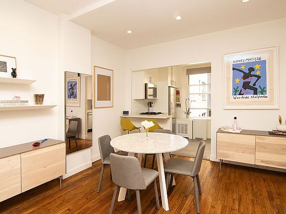2nd image of 66 Madison Ave APT 4K