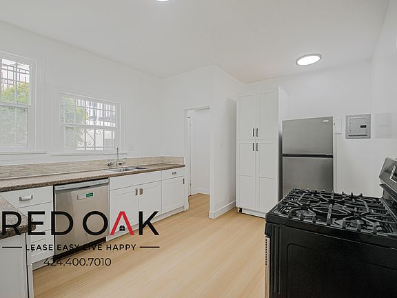 2nd image of 1973 Wilcox Ave APT 4
