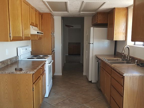5th image of 881 Cataract Dr
