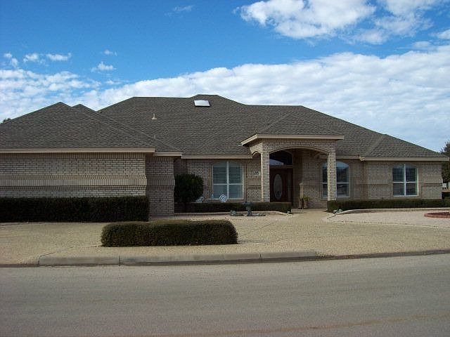 1st image of 4600 Woodhollow Dr