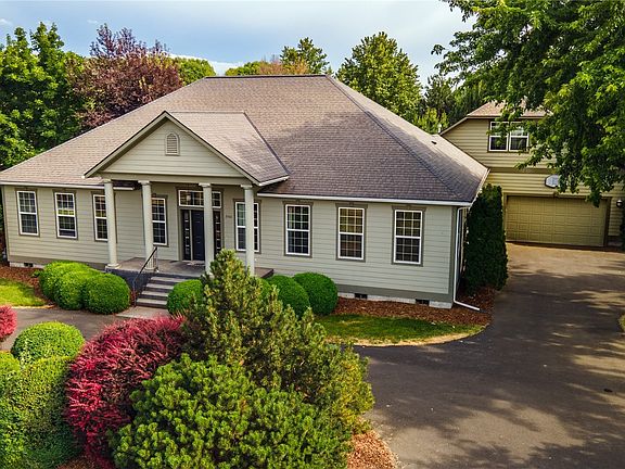 2nd image of 2560 Wainwright Place