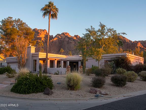 3rd image of 4701 E Palo Verde Dr