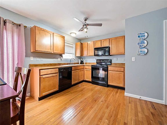 4th image of 1652 Hurstborough Manor Dr